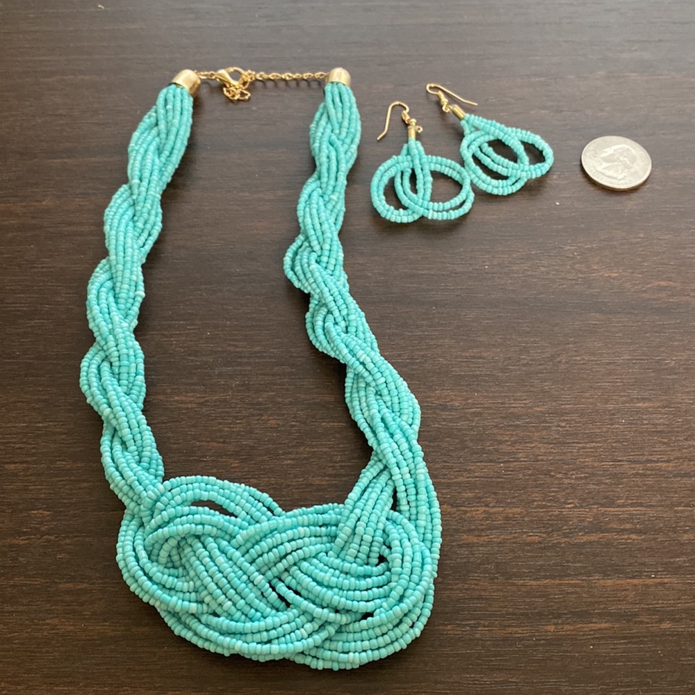 Beaded Necklace and Earrings Set - Picture 3 of 4